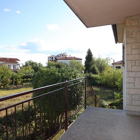 Apartments With A Parking Space Umag - 7057 Exterior photo